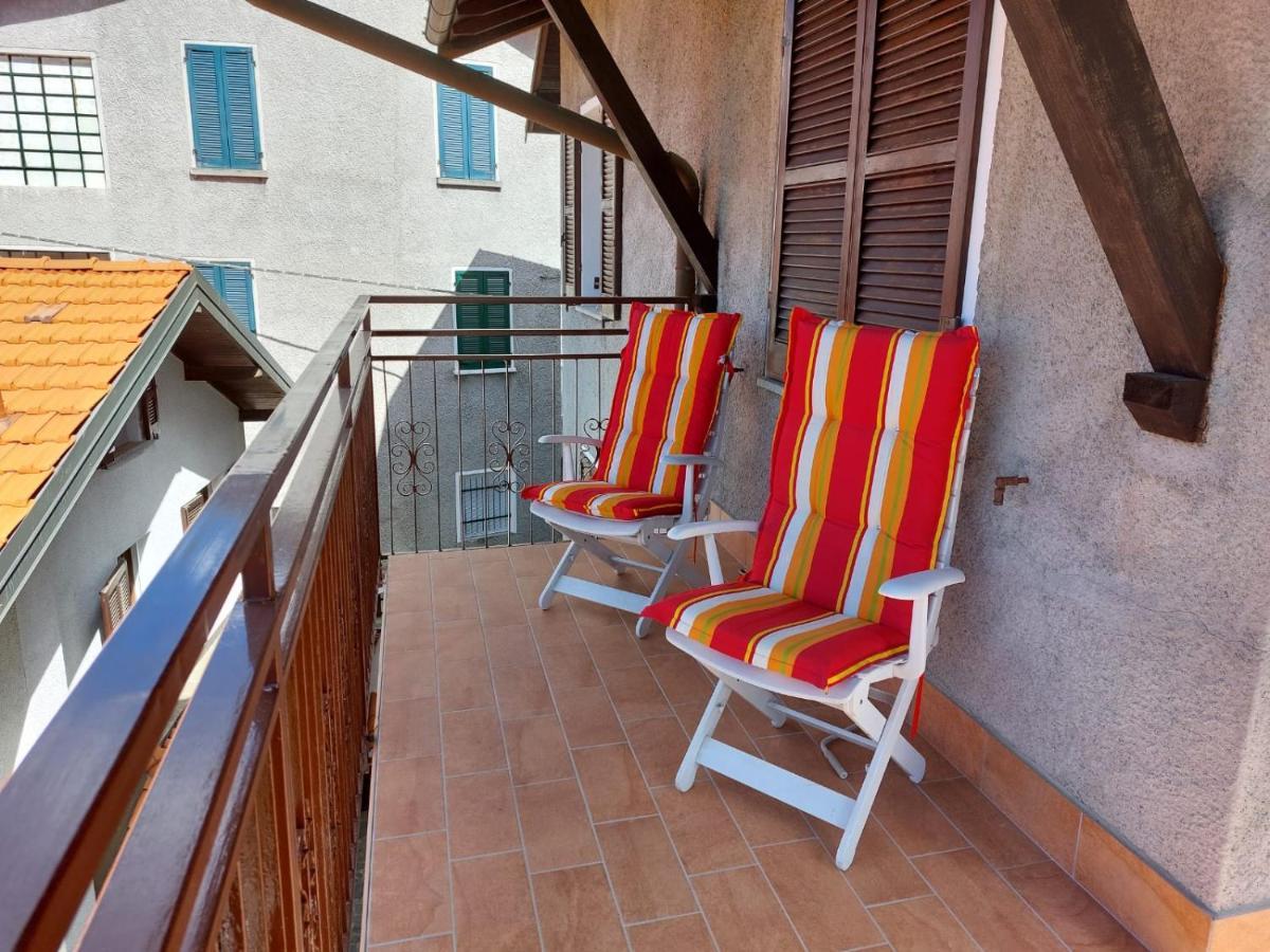 Casa Sassello - Appartamento Menta Dumenza ภายนอก รูปภาพ